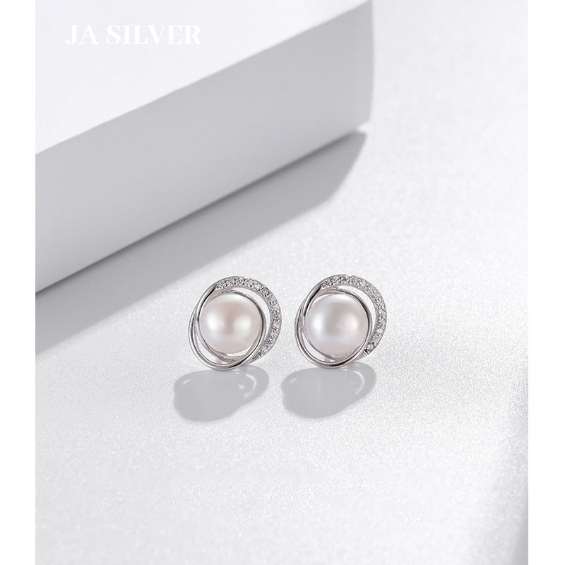 S925 Sterling Silver Pearl Stud Earrings Female Niche Design Versatile Light Luxury Fashion Ear Jewelry