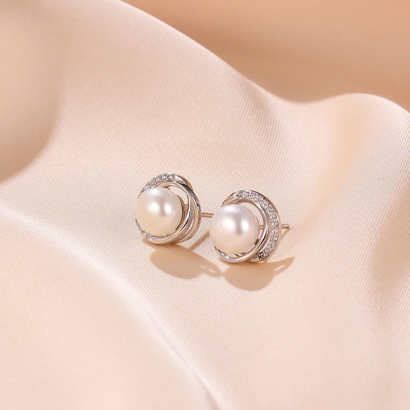 S925 Sterling Silver Pearl Stud Earrings Female Niche Design Versatile Light Luxury Fashion Ear Jewelry